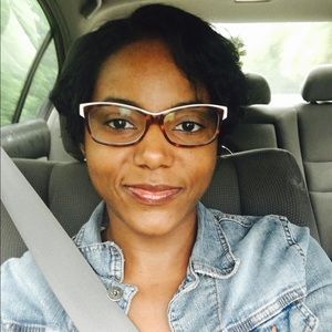 Meet your Posher, Denaja